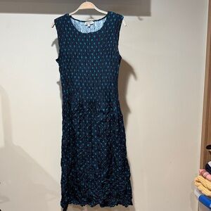 Stylish Teal and Black Midi Dress